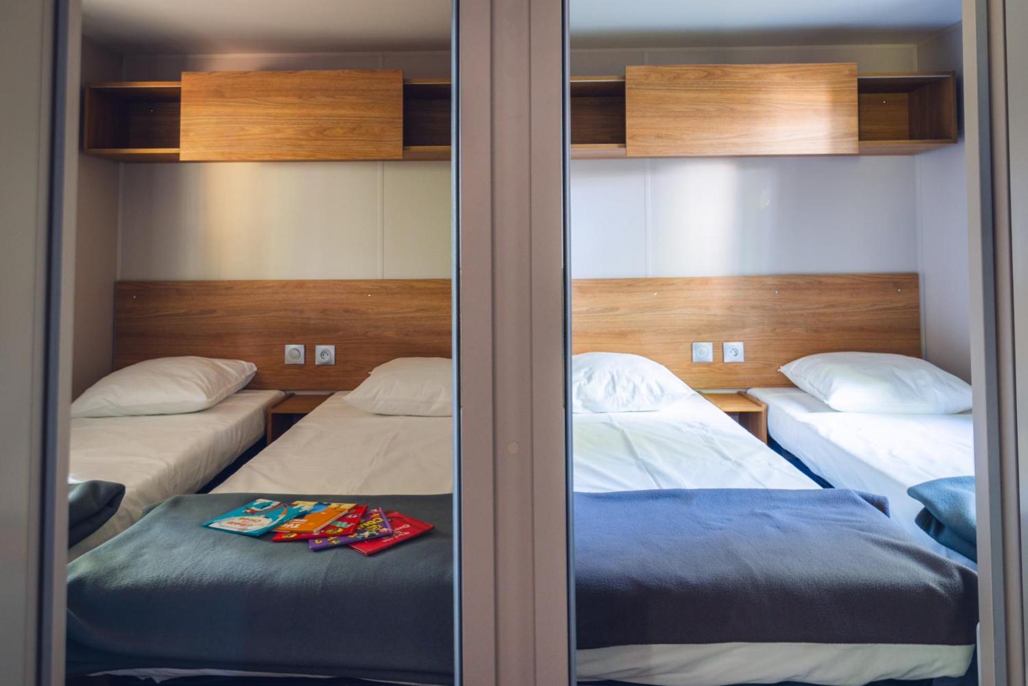 Hotel L'Oasis Des Dombes Ambérieux-en-Dombes Habitación foto